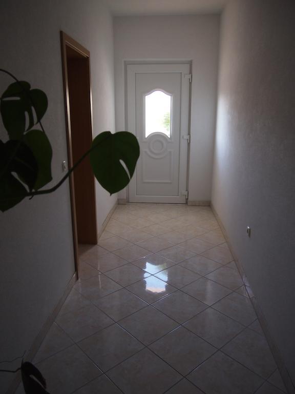 House Marta Apartamento Baška Voda Exterior foto